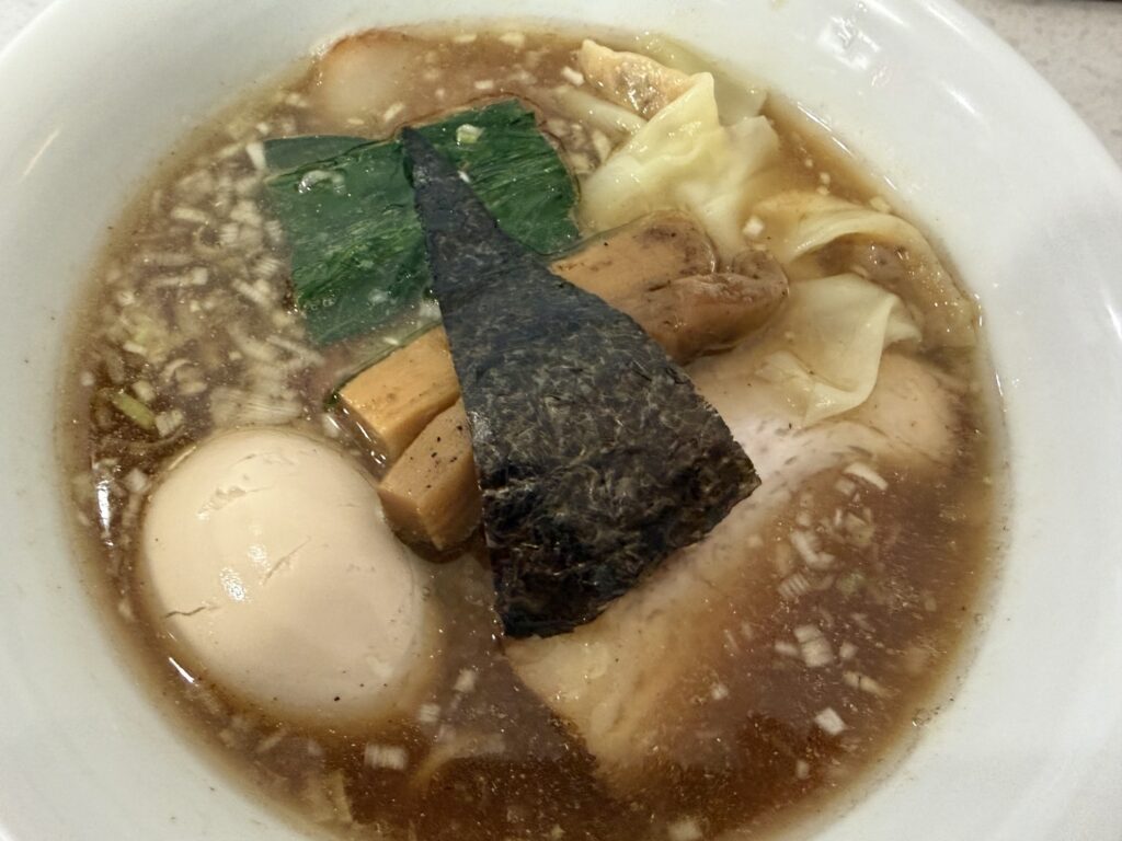 星印醤油ラーメン